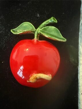 Apple Brooch-Original by Robert